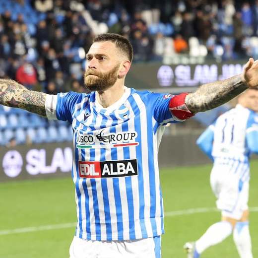 Mirco Antenucci con la maglia della SPAL